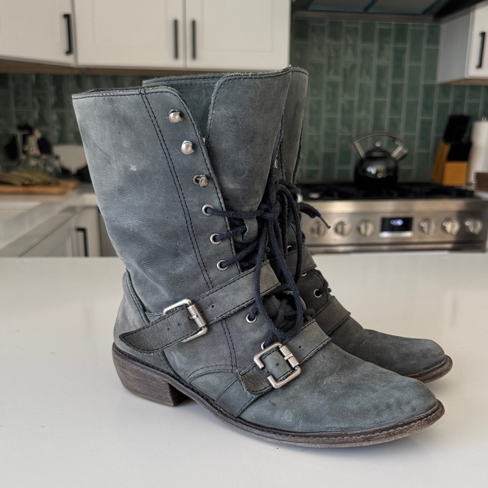 Trouve Sabrina Leather Combat Lace Up Boots - Picture 5 of 5